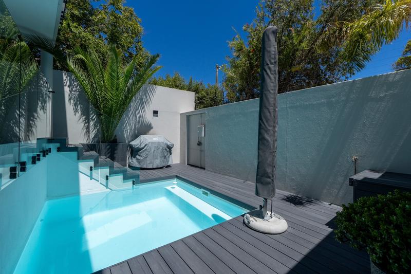 3 Bedroom Property for Sale in Camps Bay Western Cape